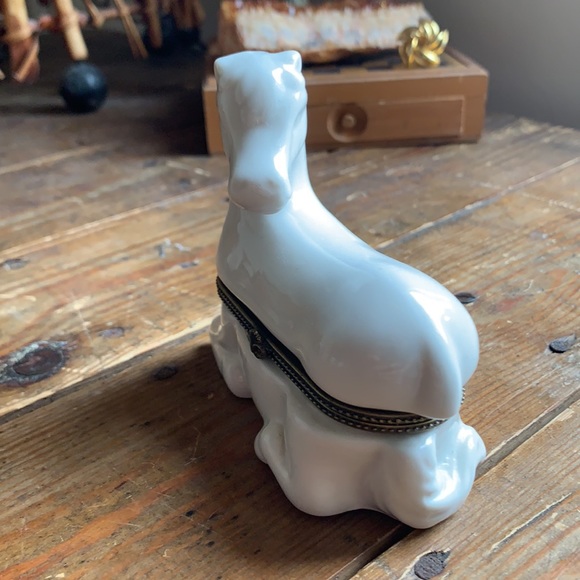 Vintage Ceramic Colt Box - gifted - Picture 3 of 10